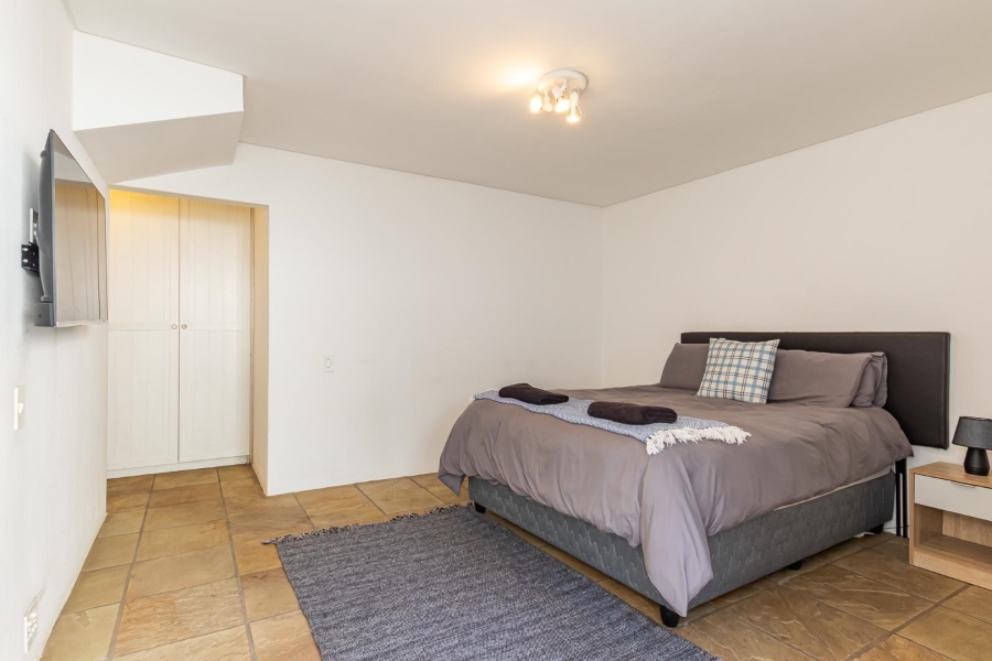 5 Bedroom Property for Sale in Tokai Western Cape